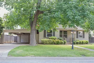 2517 Littlepage St, Fort Worth, TX 76107 - Photo 2