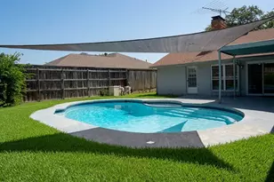 2405 Ridgewood Dr, Plano, TX 75074 - Photo 2