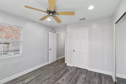 313 E Mitchell - Unit B Street, Arlington, TX 76010 - Photo 8