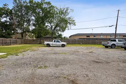 313 E Mitchell - Unit B Street, Arlington, TX 76010 - Photo 14
