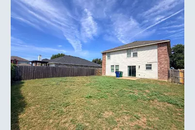 670 Horn Street, Crowley, TX 76036 - Photo 40