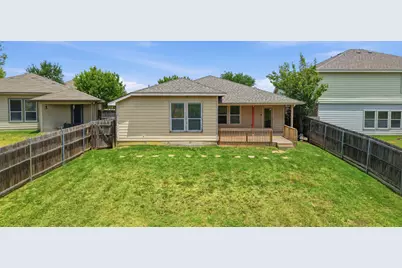 2665 Gardendale Drive, Fort Worth, TX 76120 - Photo 32