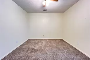 2019 Longmeadow Ct, Denton, TX 76209 - Photo 12