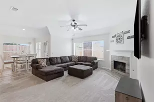 1002 Zachary Dr, Arlington, TX 76002 - Photo 8