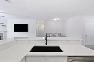 1002 Zachary Dr, Arlington, TX 76002 - Photo 12