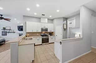 10521 Bradshaw Dr, Fort Worth, TX 76108 - Photo 12
