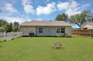 4205 Spindletree Ln, Fort Worth, TX 76137 - Photo 4
