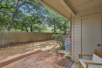 1454 Meadowood Village Drive, Fort Worth, TX 76120 - Photo 28