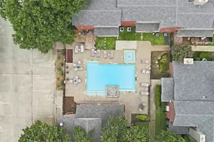 1454 Meadowood Village Dr, Fort Worth, TX 76120 - Photo 32