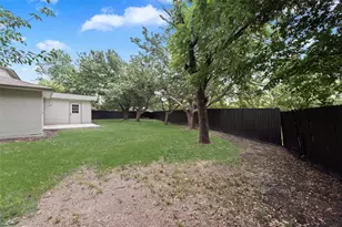 3715 Maxwell Ct, Arlington, TX 76015 - Photo 22
