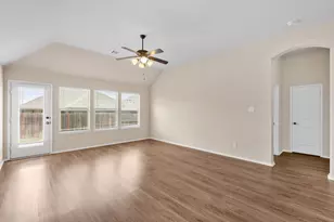 2120 Blakely Ct, Fort Worth, TX 76134 - Photo 12