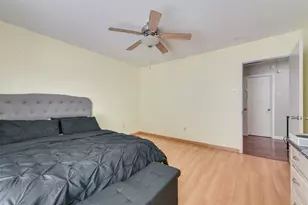 2643 Via Ventura Cir, Carrollton, TX 75006 - Photo 16