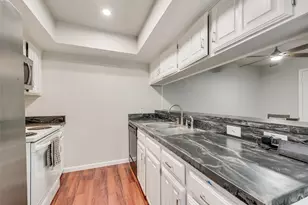 2643 Via Ventura Cir, Carrollton, TX 75006 - Photo 12