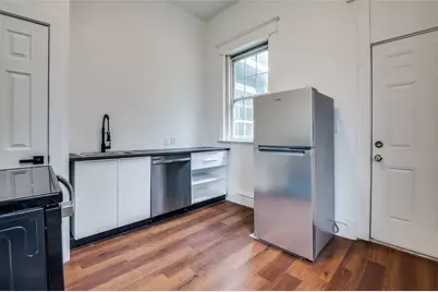 612 W 9th Street, Dallas, TX 75208 - Photo 8