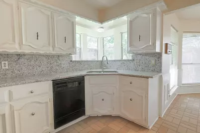 6809 Fawn Valley Place, Rowlett, TX 75089 - Photo 10