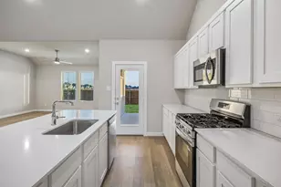 1404 Companero St, Haslet, TX 76052 - Photo 8