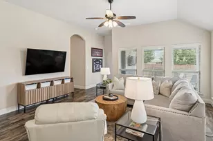 609 Fox View Dr, Fort Worth, TX 76131 - Photo 8