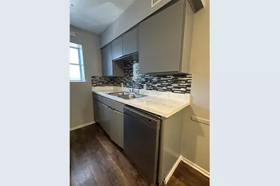 4317 Baldwin Street #4318-201, Fort Worth, TX 75052 - Photo 2