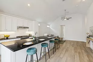 8117 Radnor Rd, Dallas, TX 75231 - Photo 12