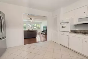 2201 Lake Coves Dr, Flower Mound, TX 75022 - Photo 18
