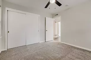 1405 Oak Grove Rd, Fort Worth, TX 76134 - Photo 16