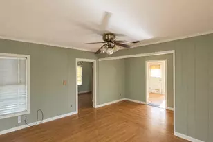 3018 Oakwood St, Haltom City, TX 76117 - Photo 6