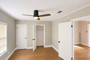 3018 Oakwood St, Haltom City, TX 76117 - Photo 8