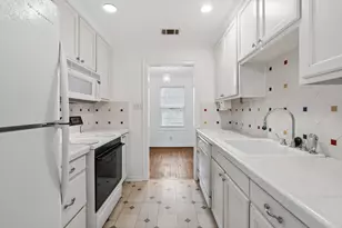 2218 Mountain Lake Rd, Dallas, TX 75224 - Photo 8