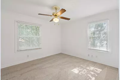 2218 Mountain Lake Road, Dallas, TX 75224 - Photo 14