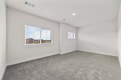 552 Holiday Avenue, Waxahachie, TX 75165 - Photo 30