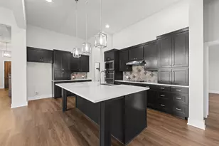 552 Holiday Ave, Waxahachie, TX 75165 - Photo 12