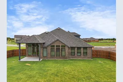 552 Holiday Avenue, Waxahachie, TX 75165 - Photo 40