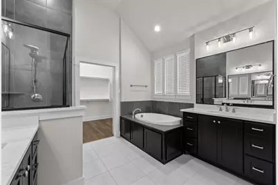 552 Holiday Avenue, Waxahachie, TX 75165 - Photo 18