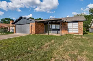 1910 Rambling Ridge Ln, Carrollton, TX 75007 - Photo 24