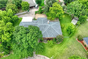 105 Santa Fe Cir, Waxahachie, TX 75165 - Photo 6