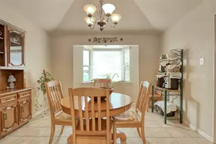 105 Santa Fe Cir, Waxahachie, TX 75165 - Photo 14