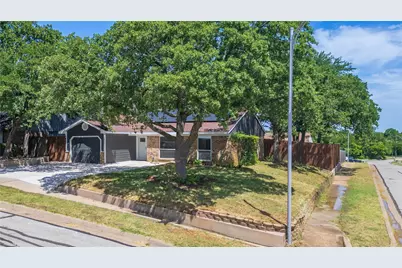 3901 Glengate Drive, Arlington, TX 76016 - Photo 4