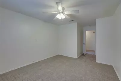 2703 Partridge Avenue, Arlington, TX 76017 - Photo 18