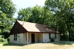 204 Maxwell St, Sulphur Springs, TX 75482 - Photo 1