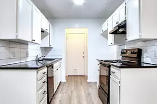 1817 San Rafael St, Fort Worth, TX 76134 - Photo 10