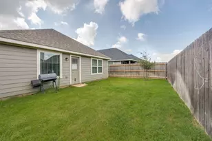 421 Sussex Dr, Everman, TX 76140 - Photo 24