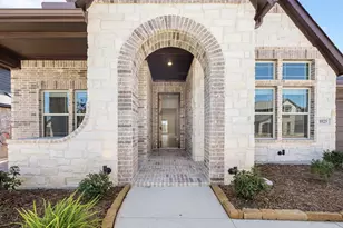 1025 Emerald Trce Dr, Justin, TX 76247 - Photo 4