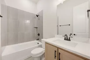 1025 Emerald Trce Dr, Justin, TX 76247 - Photo 10