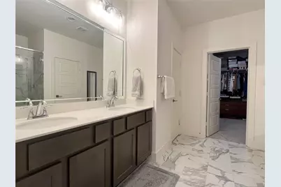 2823 Stanley Avenue, Fort Worth, TX 76110 - Photo 10