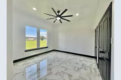 127 Valley Meadows Drive, Springtown, TX 76082 - Photo 18