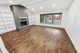2409 Castle St, Irving, TX 75038 - Photo 4
