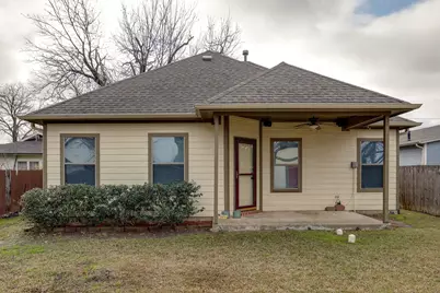 617 E Worth Street, Grapevine, TX 76051 - Photo 18