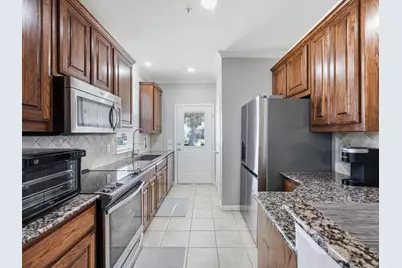 676 S Charles Street, Lewisville, TX 75057 - Photo 12