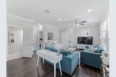 676 S Charles Street, Lewisville, TX 75057 - Photo 6