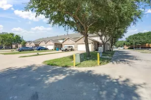 676 S Charles St, Lewisville, TX 75057 - Photo 38